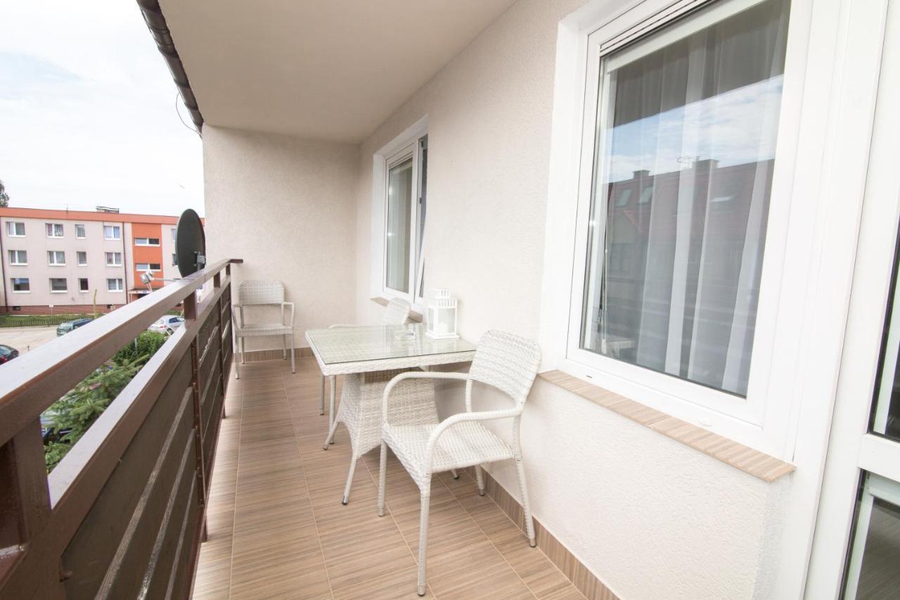 Apartament Laura Hel Exterior foto